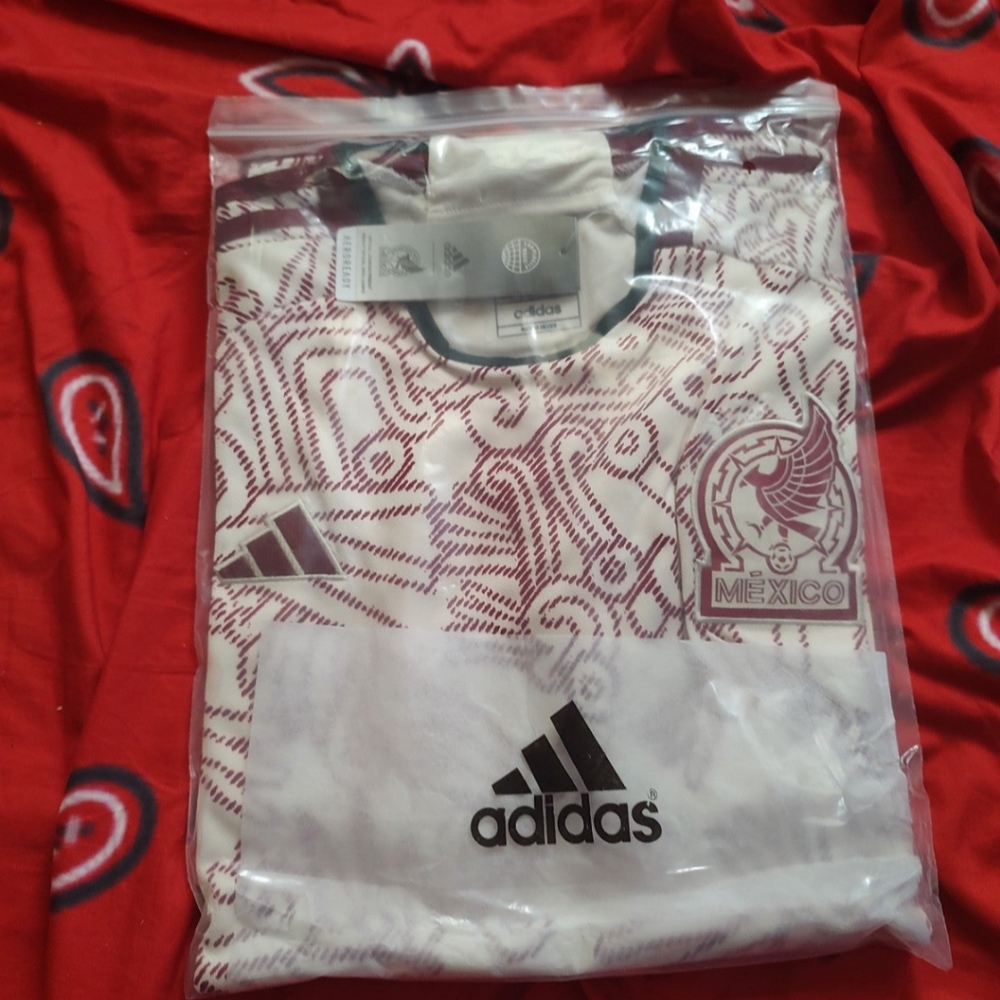 2022 Adidas Mexico World Cup away jersey